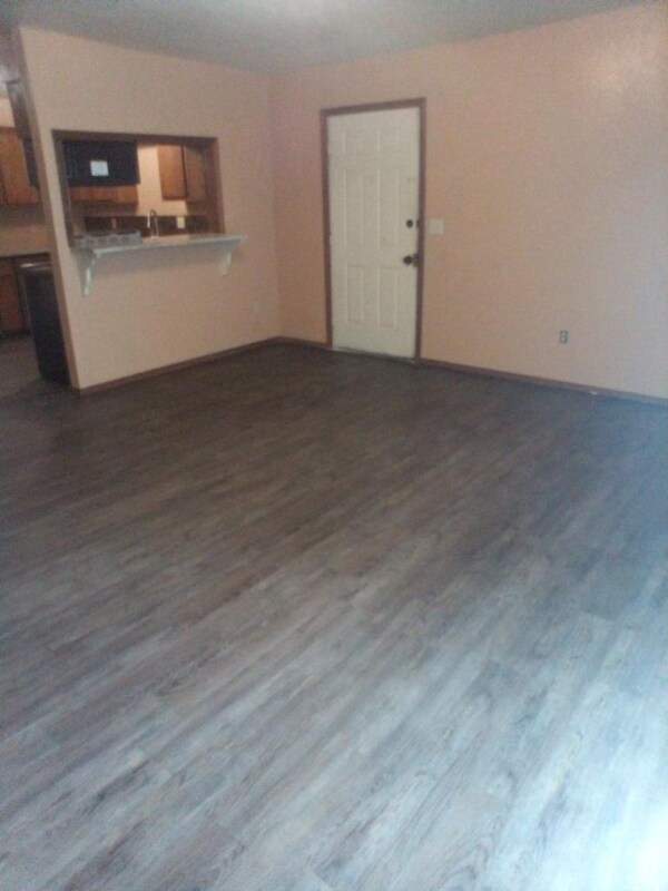 902 Cynthia St in Wilburton, OK - Building Photo - Building Photo