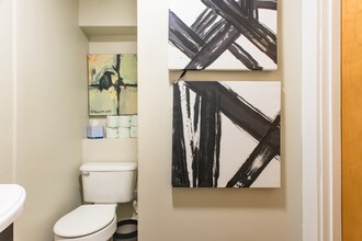 417 Hanover St, Unit 6 in Boston, MA - Foto de edificio - Building Photo