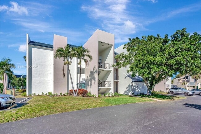 property at 1605 S US Hwy 1
