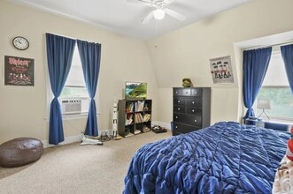 74 Ward St, Unit 1 in Fitchburg, MA - Foto de edificio - Building Photo