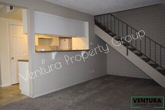 1122 Acadia Pl in Ventura, CA - Building Photo - Building Photo