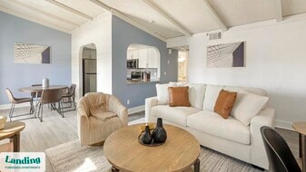 5272 Tamarus St in Las Vegas, NV - Building Photo