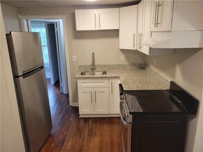 1160 Ewing Pl SW in Atlanta, GA - Building Photo - Building Photo