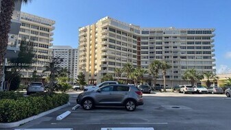 1801 S Ocean Dr in Hallandale Beach, FL - Building Photo