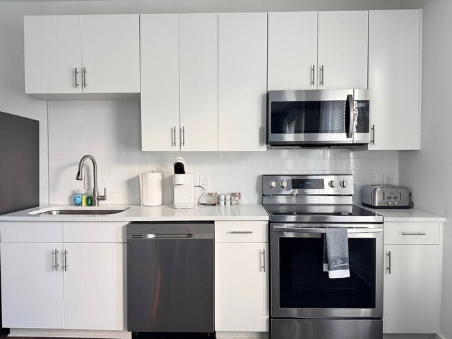 542 Boulevard NE in Atlanta, GA - Building Photo - Building Photo