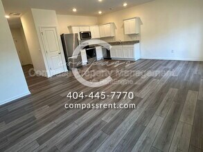 370 Penn Sta Wy in Euharlee, GA - Building Photo - Building Photo
