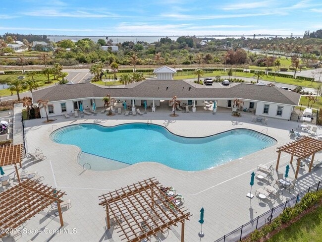 5388 Waterfall Pl in Grant Valkaria, FL - Foto de edificio - Building Photo