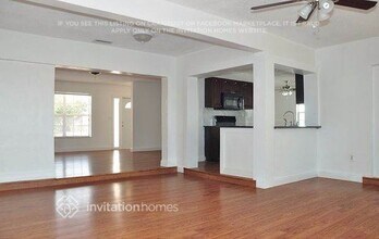 4655 NW 41st Pl in Lauderdale Lakes, FL - Building Photo - Building Photo