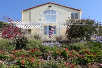 69 Point San Pedro Rd in San Rafael, CA - Building Photo - Building Photo