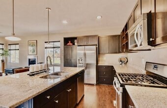 14018 Pastel Ln in Parker, CO - Foto de edificio - Building Photo