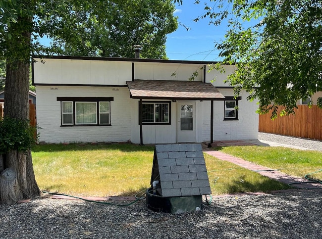 property at 1674 Laveta St