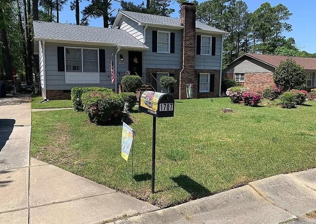 property at 1707 Lasalle Ave