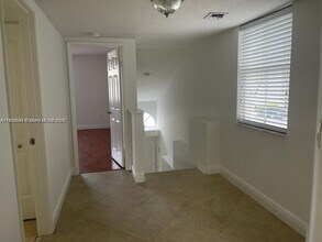 4871 NW 97th Ct in Doral, FL - Building Photo - Building Photo