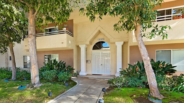 4358 Mammoth Ave, Unit 5 in Sherman Oaks, CA - Foto de edificio