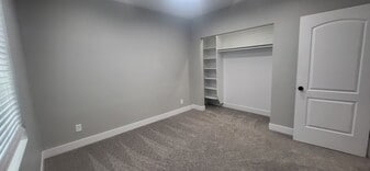 393 S Cor Vw Dr in Tooele, UT - Building Photo