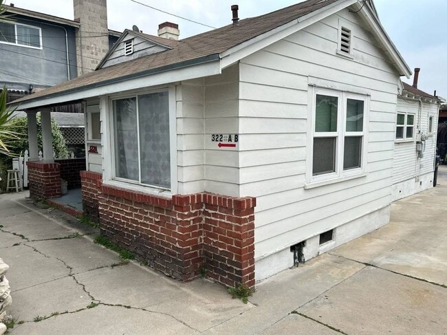 322 W Plymouth St