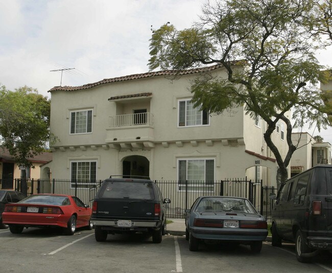 1526-1532 Cedar Ave in Long Beach, CA - Building Photo - Building Photo