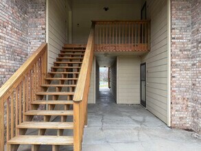 2009 Waterfront Dr N in Columbia, MO - Building Photo - Building Photo