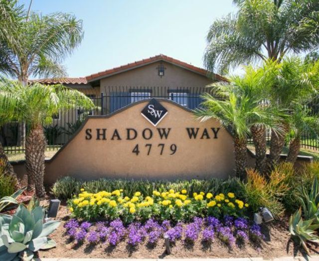 Shadow WayApartments in Oceanside, CA - Foto de edificio - Building Photo