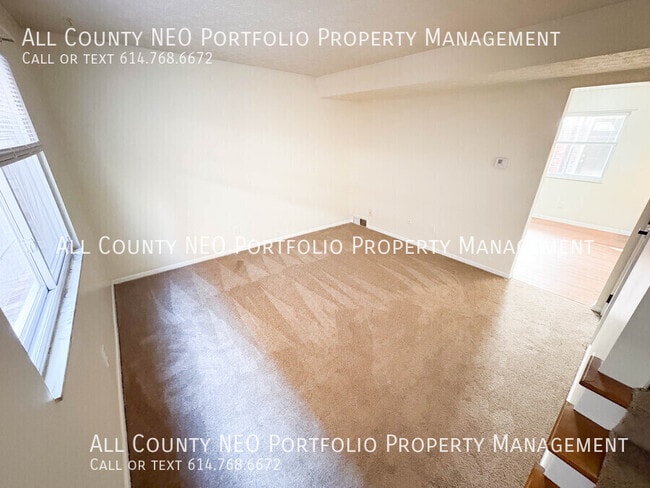 233 Hamilton Ave in Columbus, OH - Building Photo - Building Photo