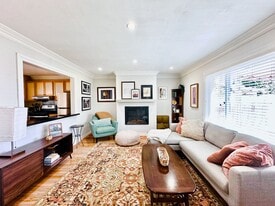 10216 Empress Ave in San Diego, CA - Building Photo