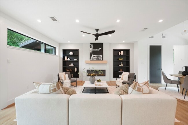 property at 5510 Harvest Oak Landing Dr