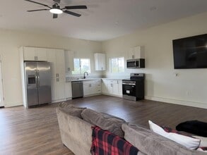 2062 Valley Rim Rd in El Cajon, CA - Building Photo - Building Photo