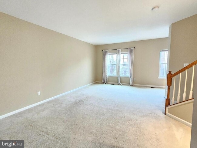 7012 Trek Way in Gainesville, VA - Building Photo - Building Photo