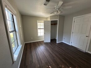 1121 S Wells St in Pampa, TX - Foto de edificio - Building Photo