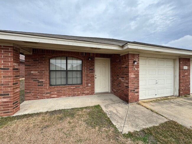 5005 John David Dr, Unit # A in Killeen, TX - Building Photo - Building Photo