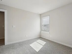 1762 Flora Grv in Nashville, TN - Building Photo - Building Photo