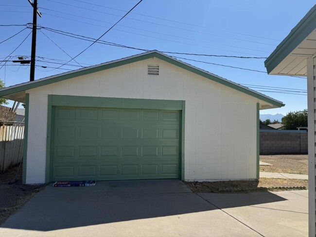 3130 Emilie Cir in Kingman, AZ - Building Photo - Building Photo