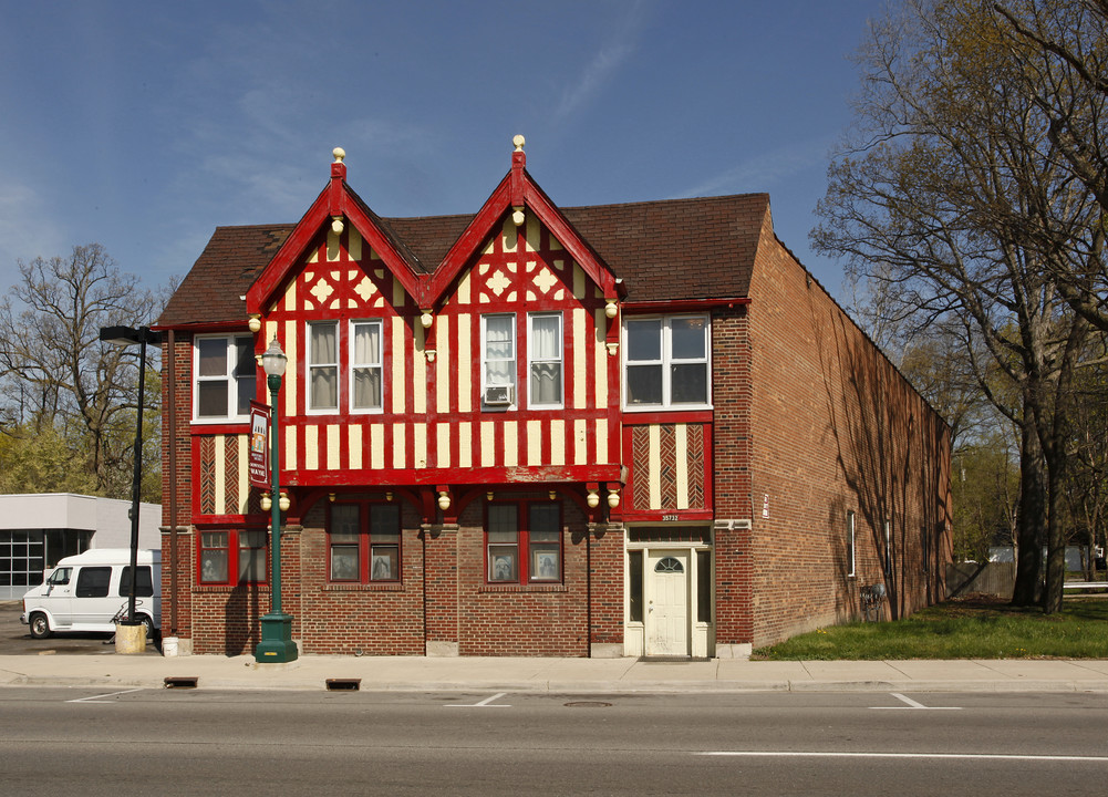 35732 W Michigan Ave in Wayne, MI - Foto de edificio