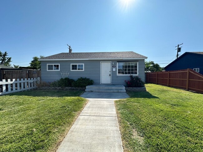 property at 1324 Totten Ave