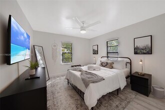 2314 Liberty St in Hollywood, FL - Building Photo - Building Photo