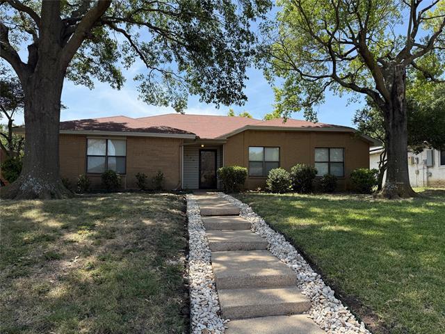 620 Southwynd St in Mesquite, TX - Building Photo