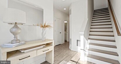 14554 Alsace Ln in Gainesville, VA - Building Photo - Building Photo