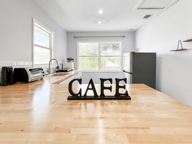1307 E 17th Ave, Unit El Cafecito Loft