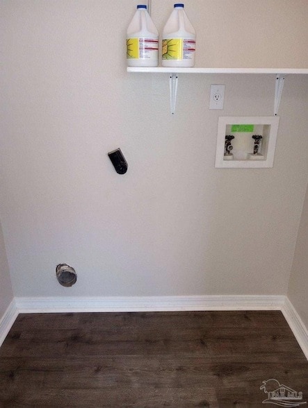 4045 Glenway Dr in Pensacola, FL - Building Photo - Building Photo