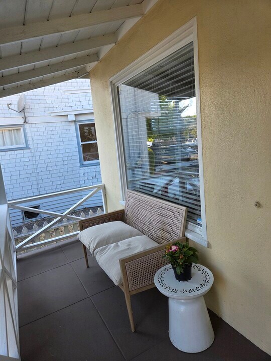 986 55th St in Oakland, CA - Building Photo