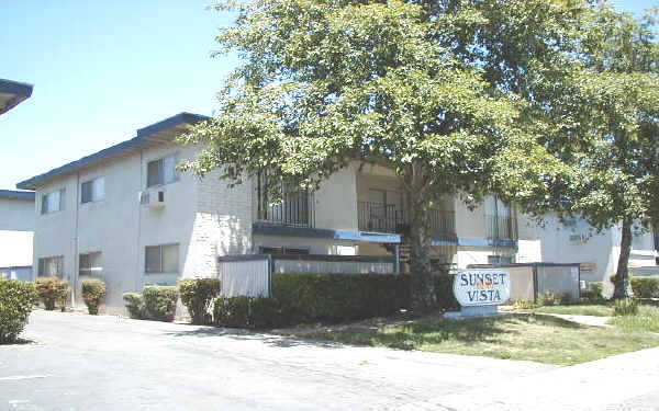 Olive Court Apartments in Fair Oaks, CA - Building Photo - Building Photo