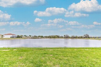 7163 Oakmoss Loop in Davenport, FL - Building Photo - Building Photo