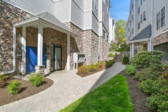 property at 105 Richards Ave
