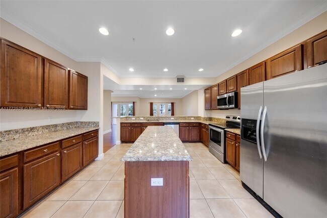 192 SW 6th Ct in Pompano Beach, FL - Foto de edificio - Building Photo