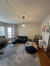 384 Washington St, Unit 1 in Somerville, MA - Building Photo - Building Photo