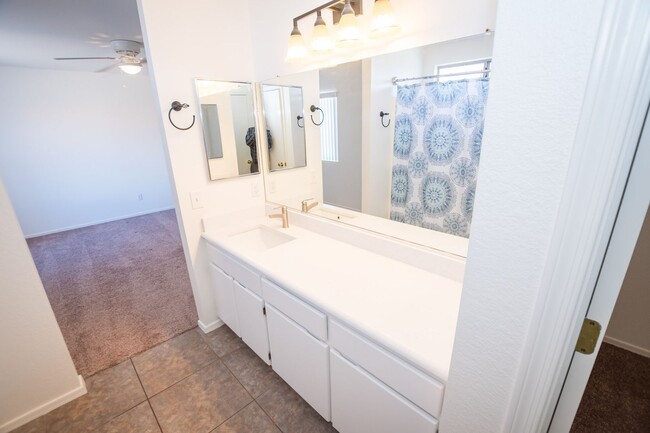 4493 Chaparral Loop in Sierra Vista, AZ - Building Photo - Building Photo