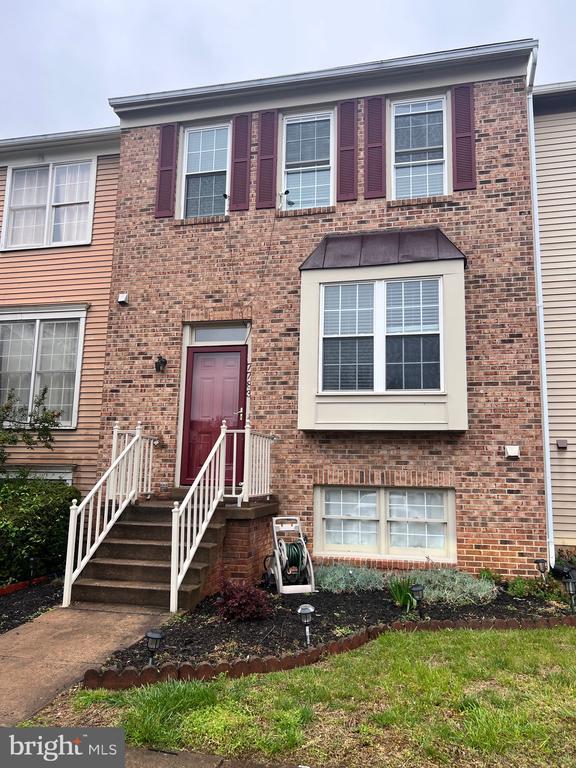 property at 7783 Black Horse Ct