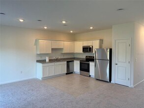 3609 Spire Dr in Davenport, FL - Building Photo - Building Photo