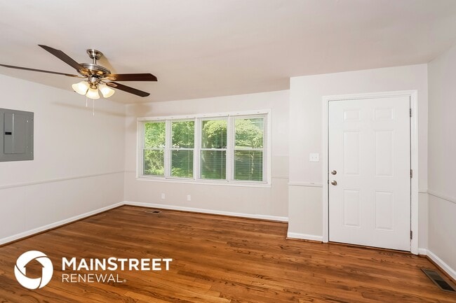 2401 4th St NE in Center Point, AL - Building Photo - Building Photo