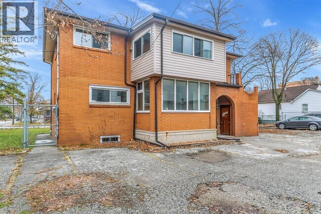 property at 509 Aylmer Ave
